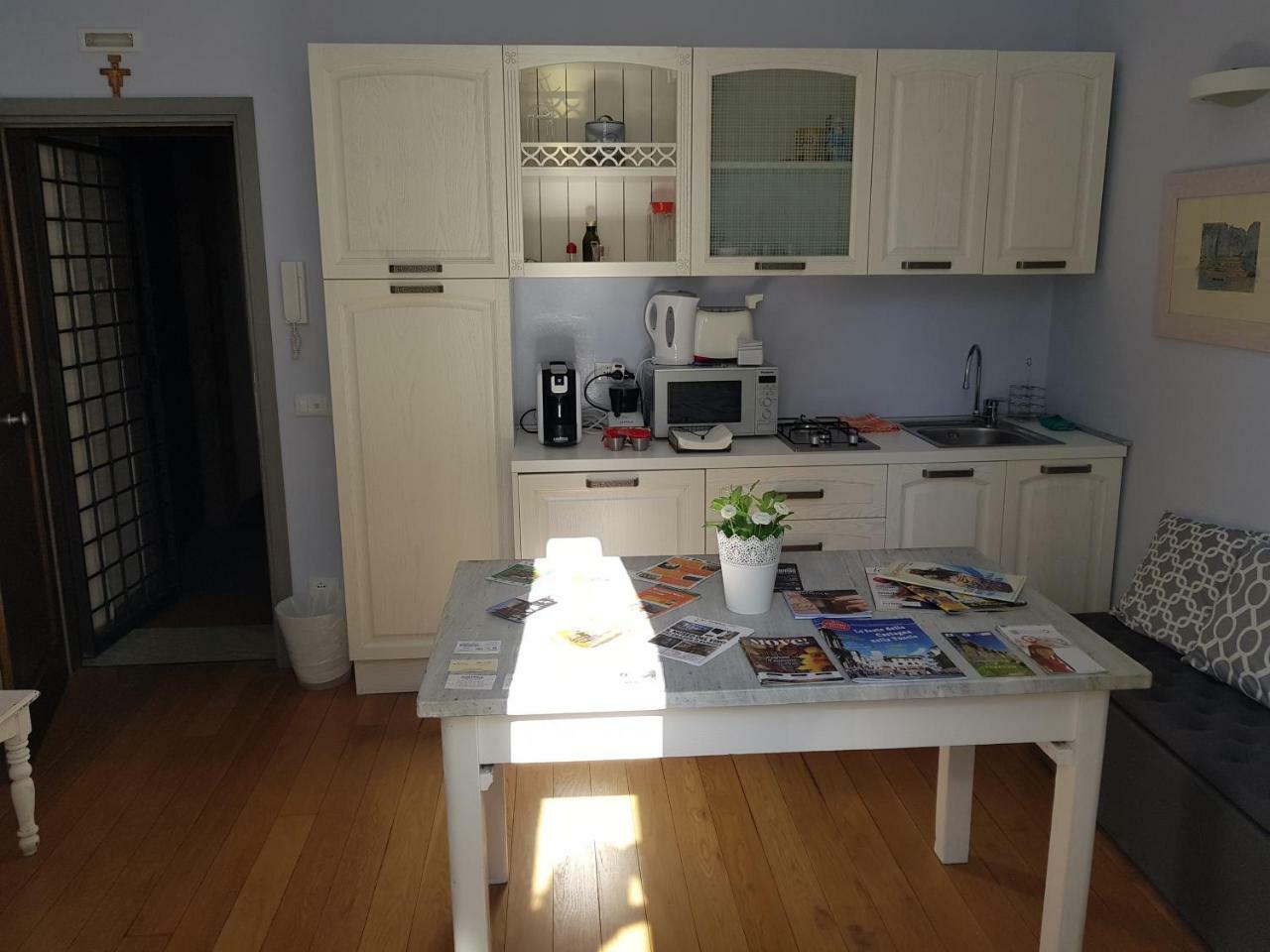 Le Erbe Guest House Viterbo Esterno foto